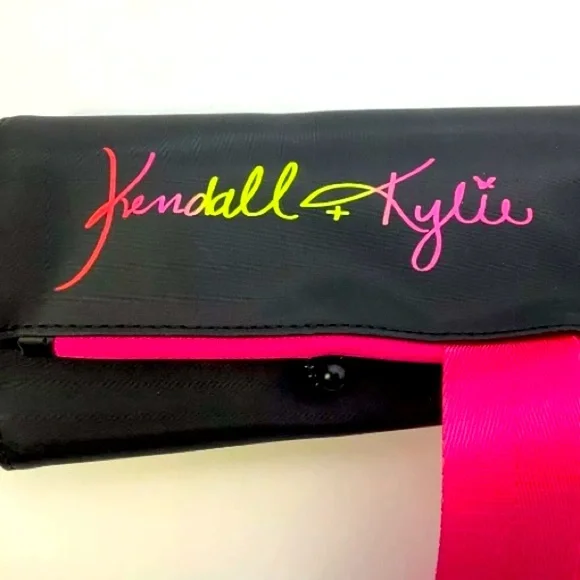 NEW [Kendall & Kylie] Makeup Brush Holder w/ Adjustable Belt Black & Hot Pink - Picture 7 of 12